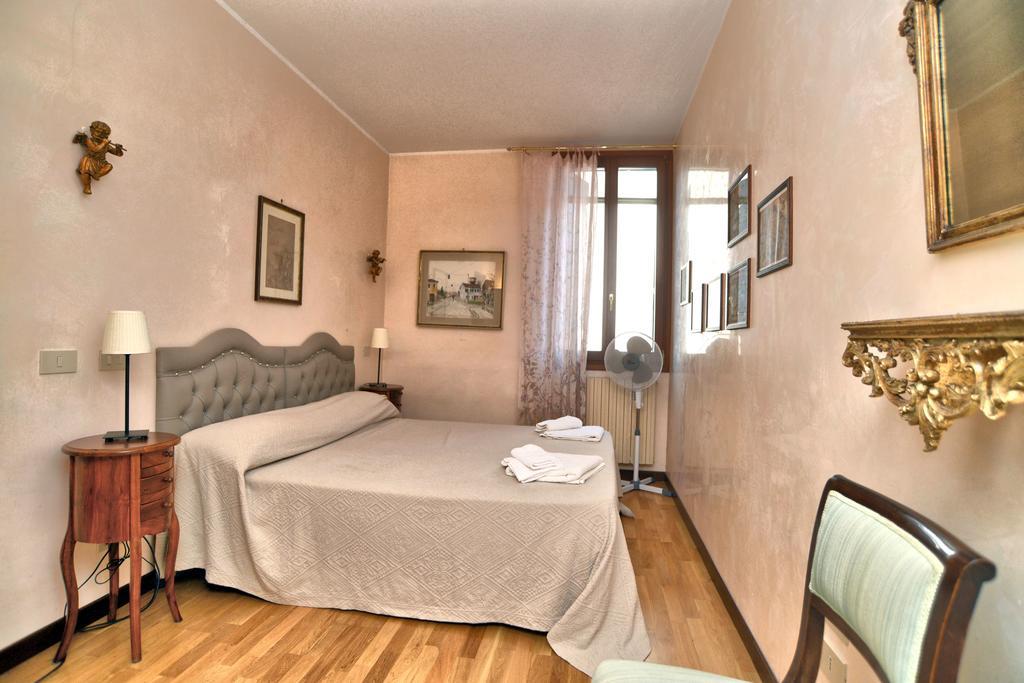 Biennale Apt Balcony Apartment Venice Exterior photo