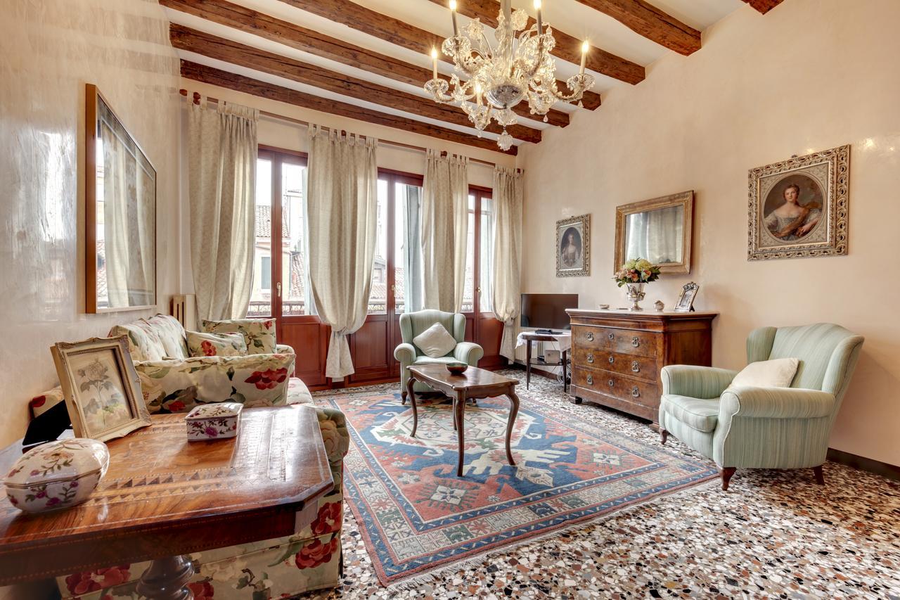 Biennale Apt Balcony Apartment Venice Exterior photo